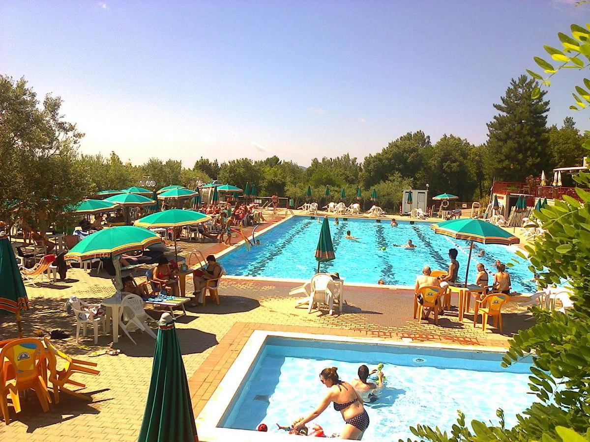 Camping Le Soline Casciano Di Murlo Exterior photo