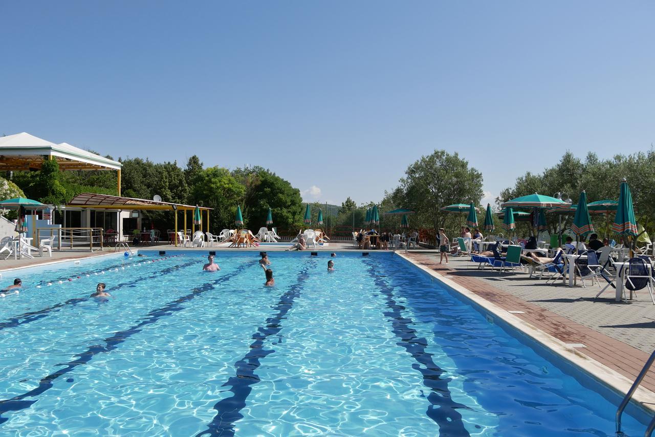 Camping Le Soline Casciano Di Murlo Exterior photo